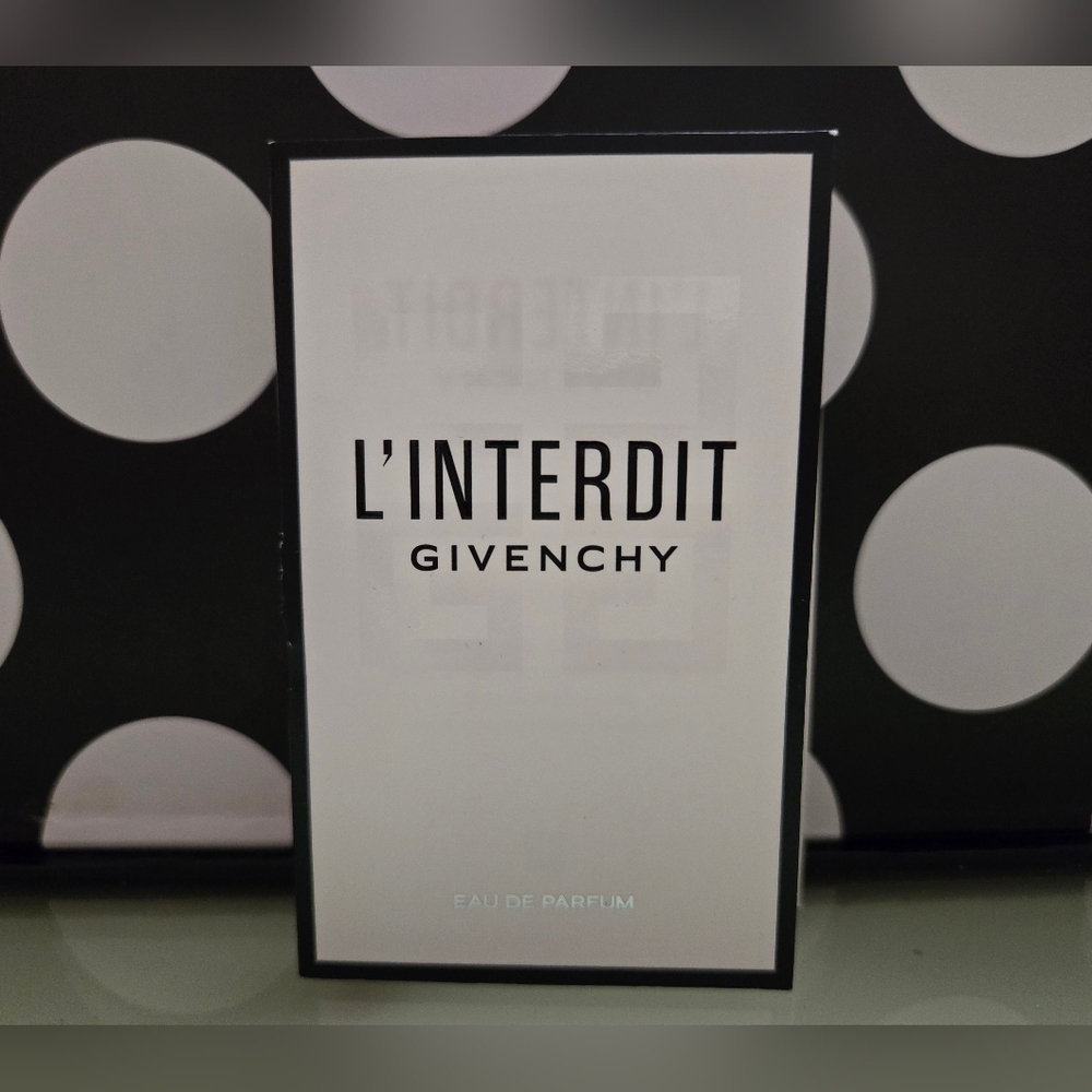 5/$25✨️Givenchy L'interdit EDP SAMPLE✨️